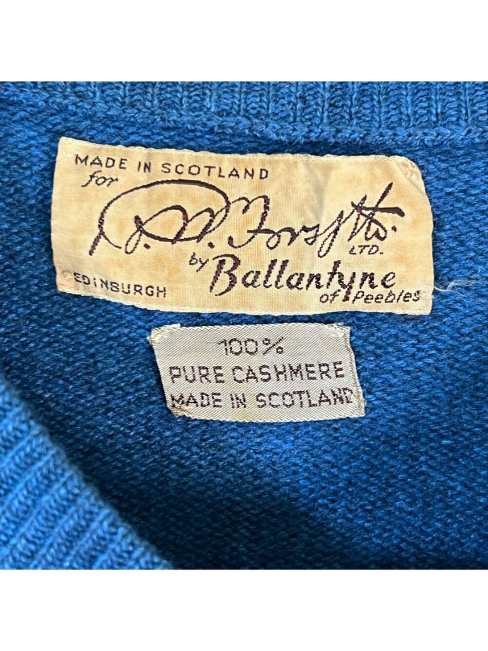 VTG 60s Ballantyne Scotland 100% Cashmere Cardigan Blue Gold Buttons Luxury - Picture 3 of 11